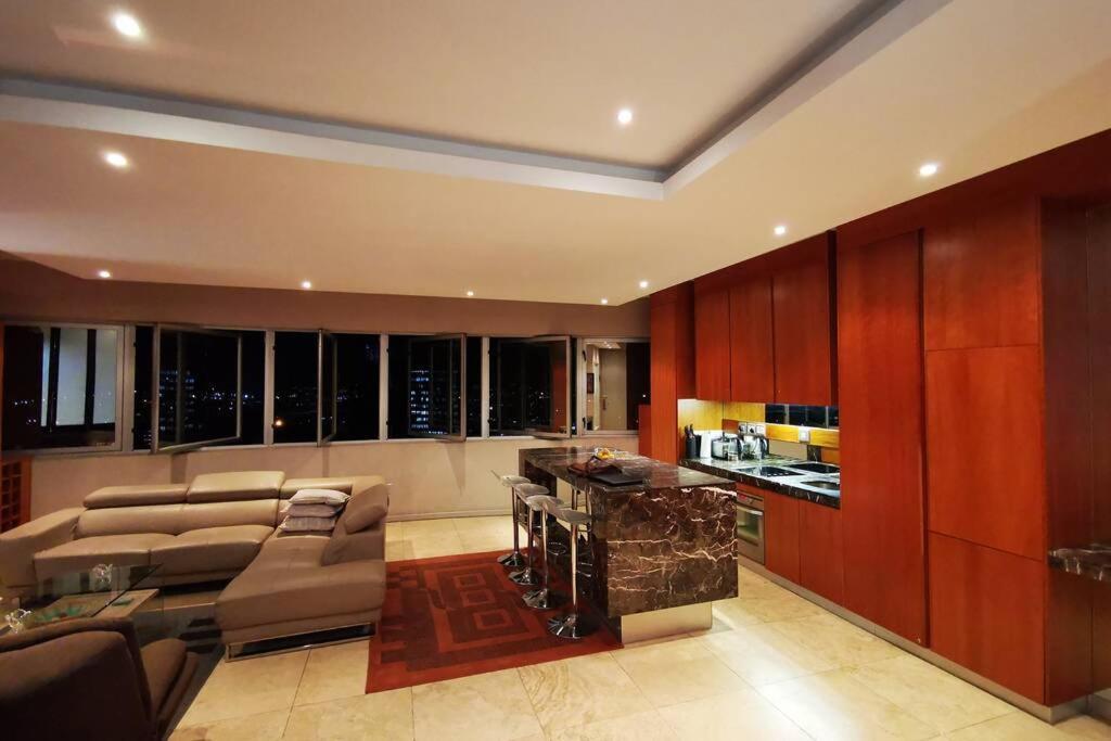 1507-Amazing Views & Unique Joburg Cbd Luxury Leilighet Johannesburg Eksteriør bilde